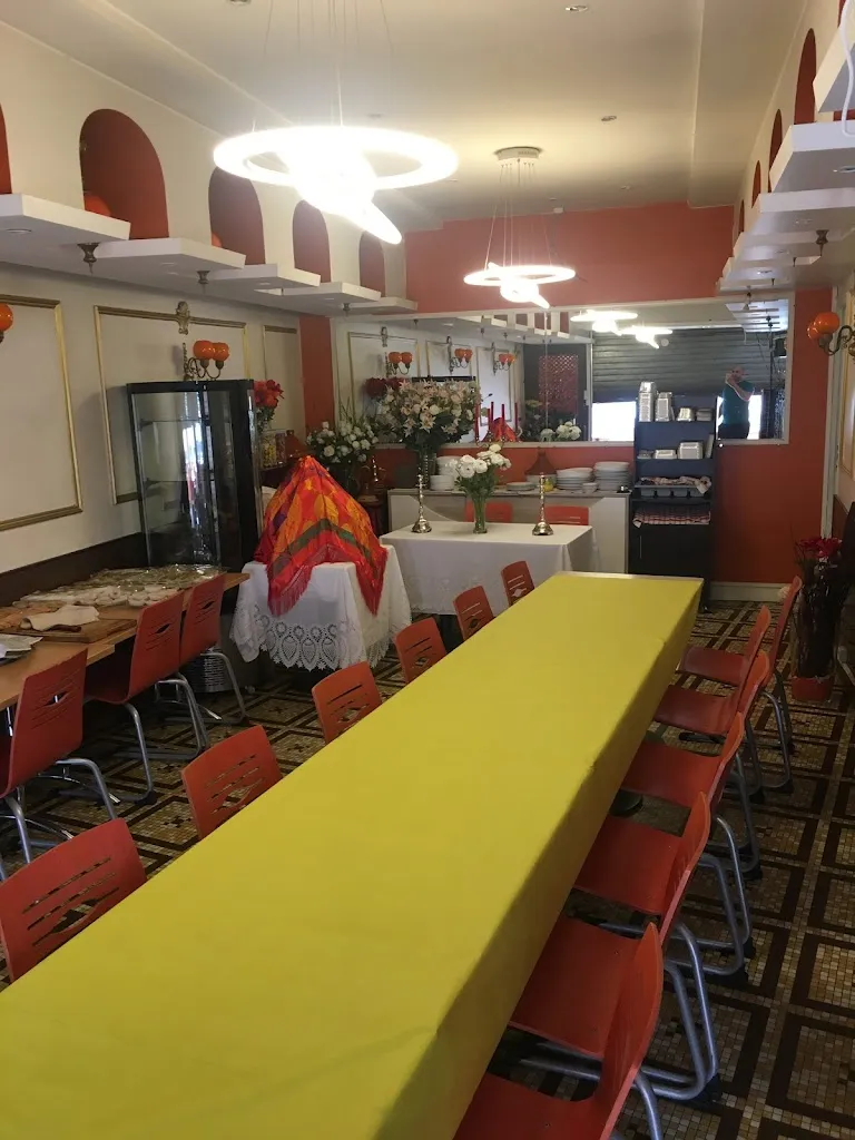 Restaurant Le Montreau_Montreuil_slider_image_1