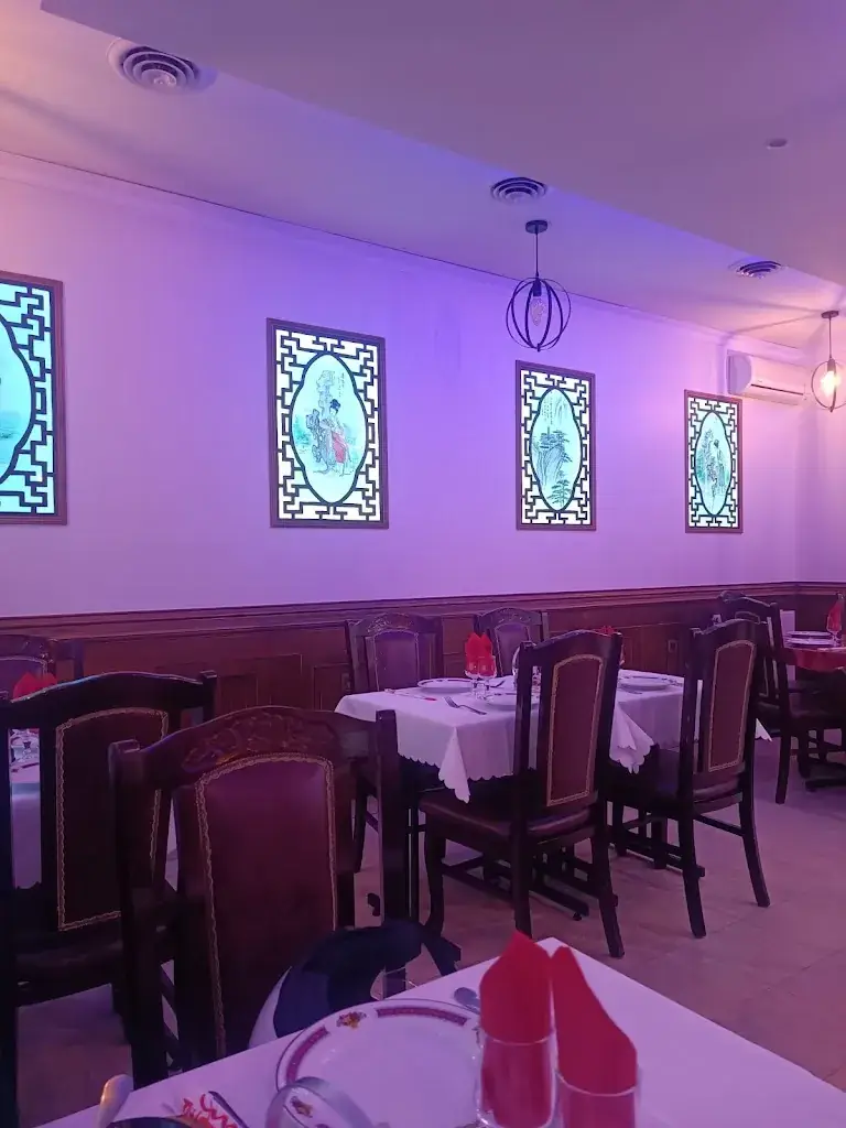 Aron Guo_HAI YAN_Montesson_review