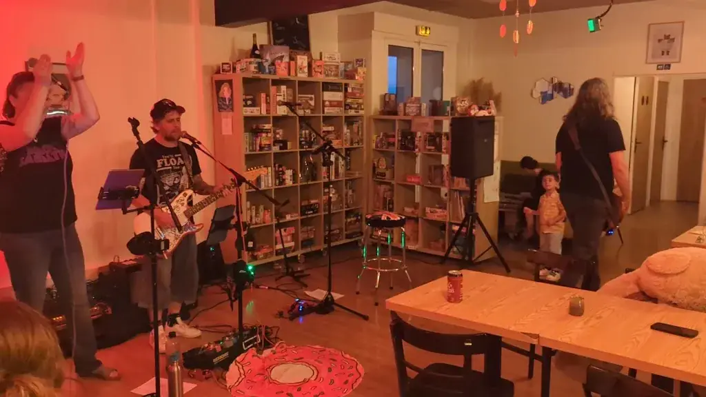 La Terrasse des Gloutons - Restaurant ludique Bar à jeux de sociétés_Mouroux_slider_image_2