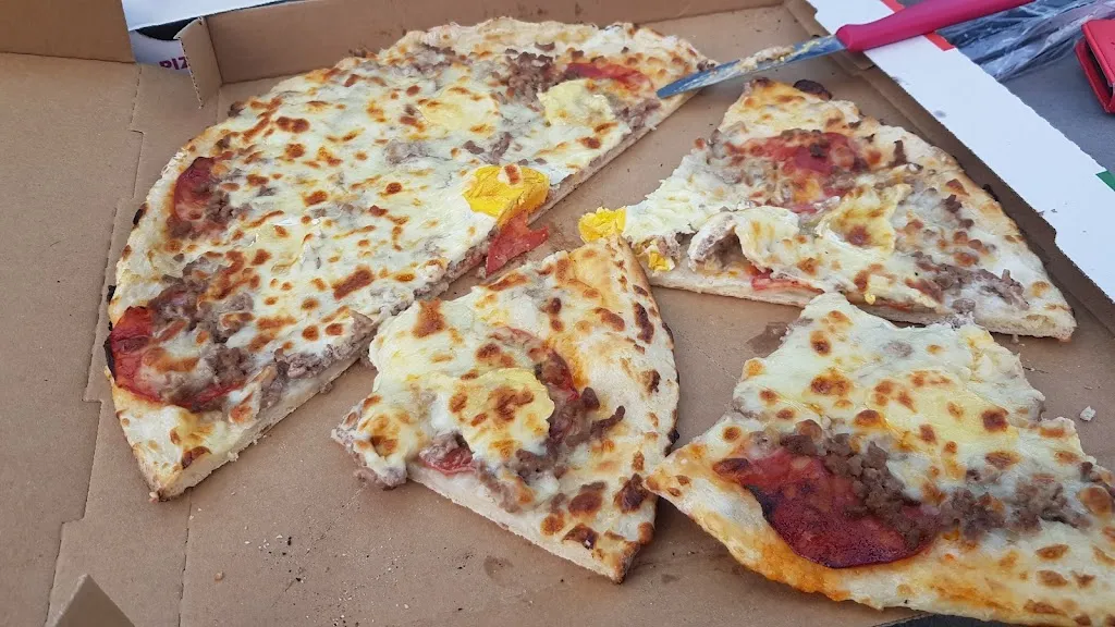 Iron Man Pizzas_Mortcerf_slider_image_1