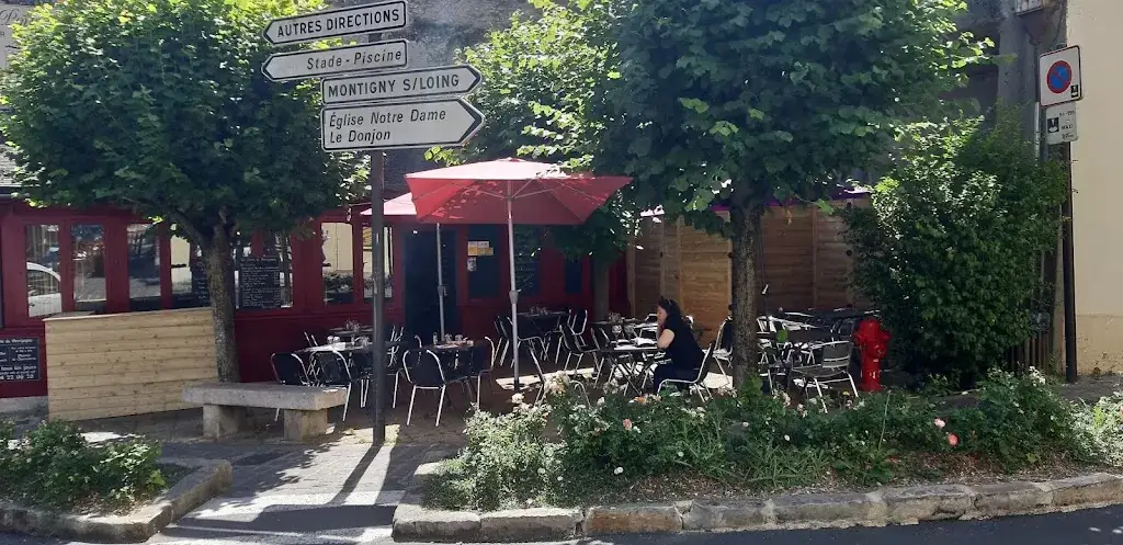 LA PORTE DE BOURGOGNE restaurante en Moret-sur-Loing