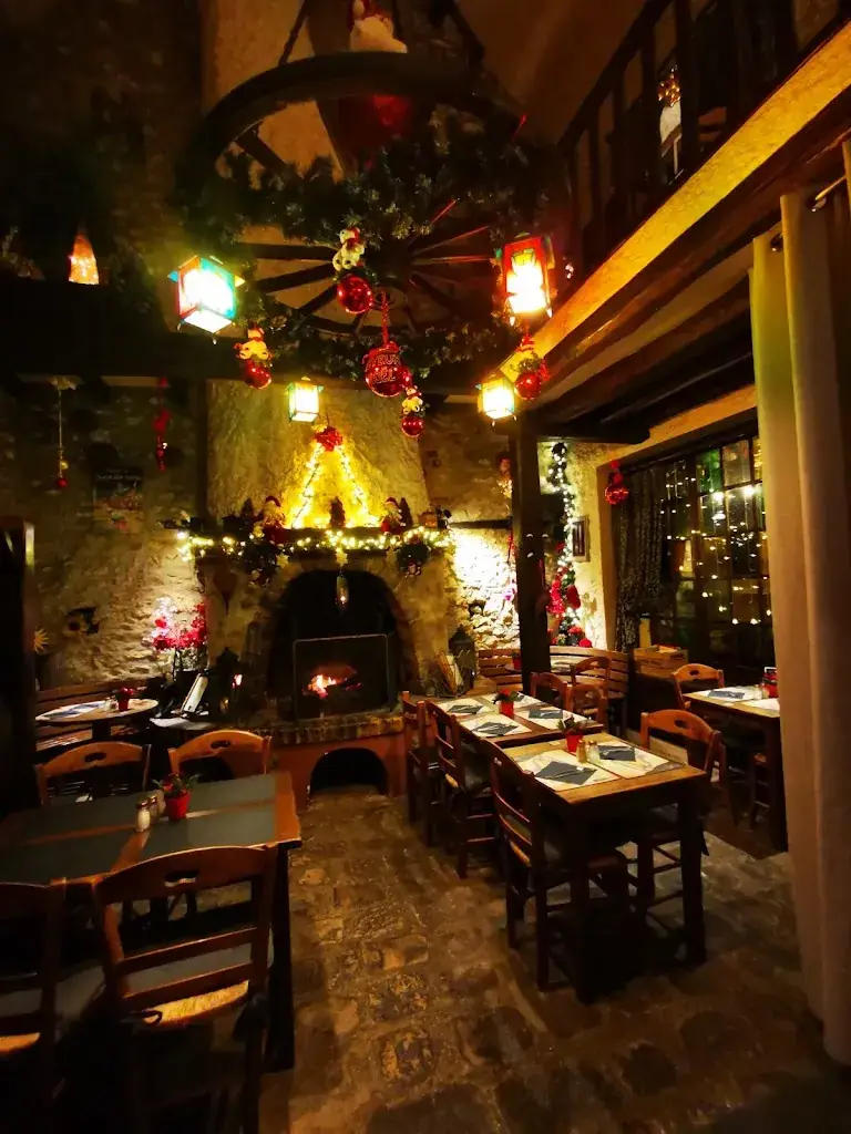 Karol W._Gavotine_Moret-Loing-et-Orvanne_review