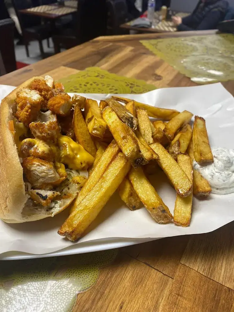 Deny D. “Deny SG Afrique AAEC”_Le Savoureux_Moret-Loing-et-Orvanne_review