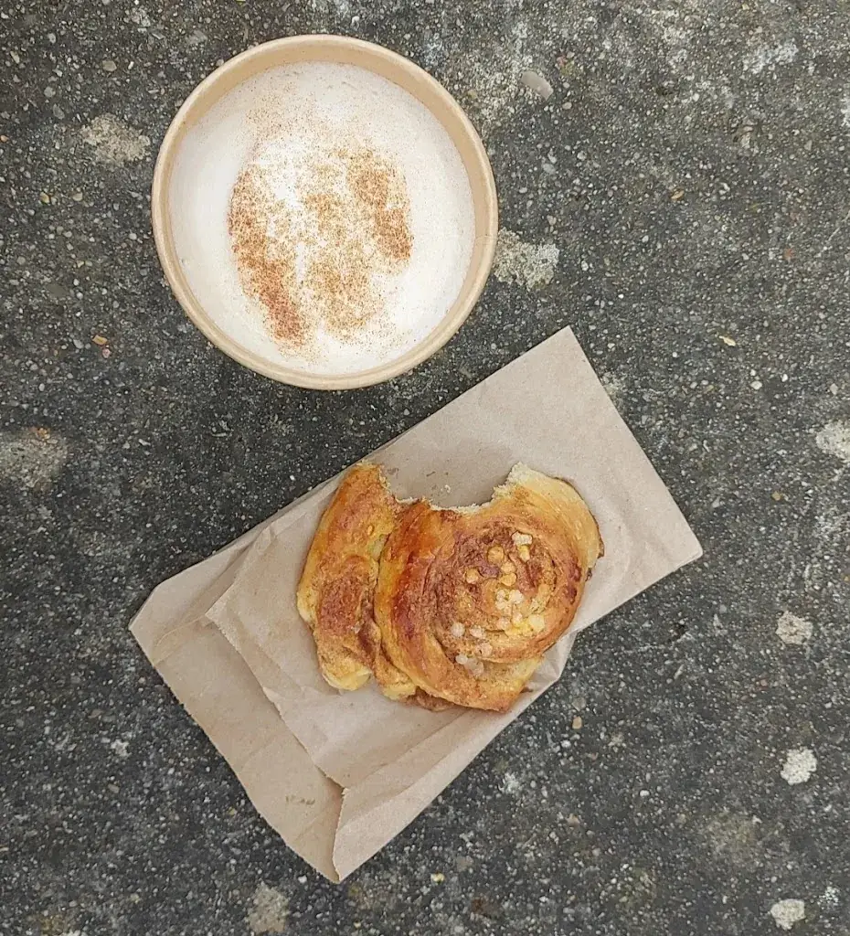 Menü_Roslina Café_Moret-Loing-et-Orvanne_Bild_7