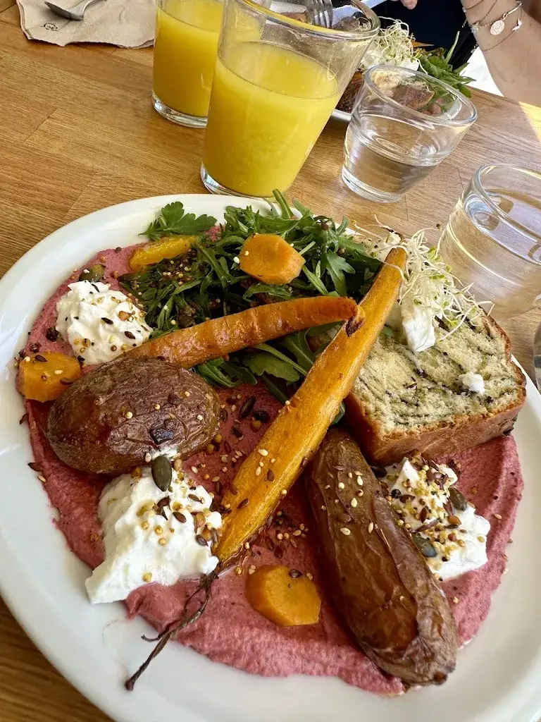 Menü_Roslina Café_Moret-Loing-et-Orvanne_Bild_9