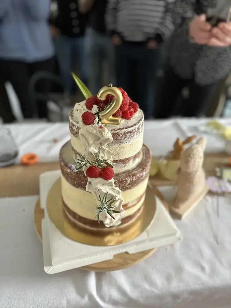 Suzanne MARTINS_Room Service Bures Morainvilliers_Morainvilliers_review