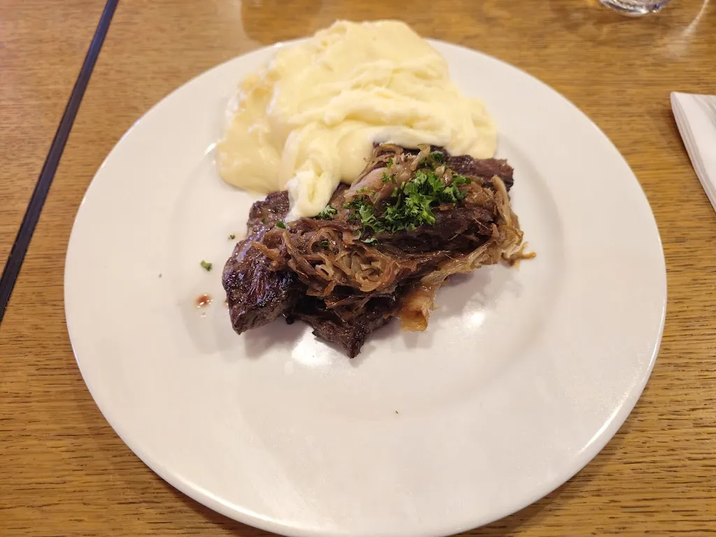 Chez LuLu - Le Bistrot de Mamie_Orgeval_slider_image_3