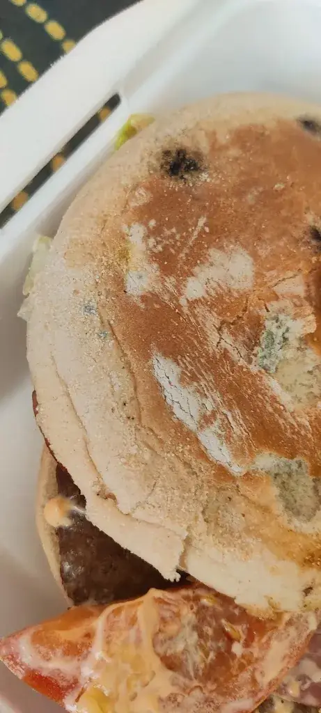 deomis deomis_PizzAvenue_Mormant_review