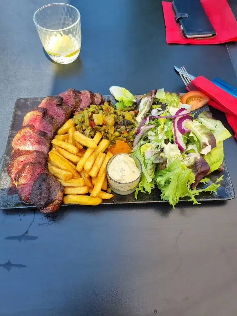 actilyse majelane_L'atelier 63 location de salle décines_Décines-Charpieu_review