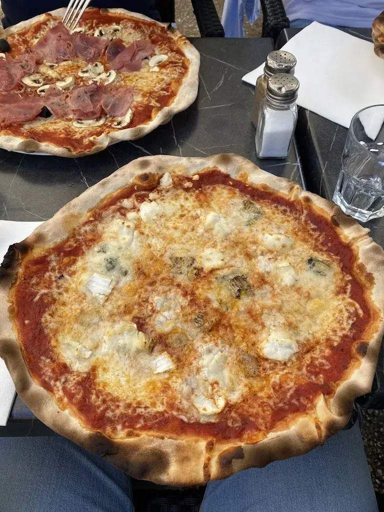 LHiruma_Valinco_Neauphle-le-Château_review