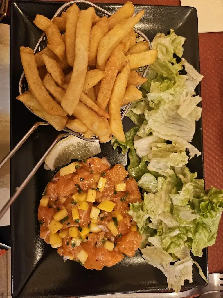 Cécile TURMEAU_🥩 La Côte Rôtie🍷 brasserie , restaurant , terrasse Jouars Pontchartrain_Jouars-Pontchartrain_review