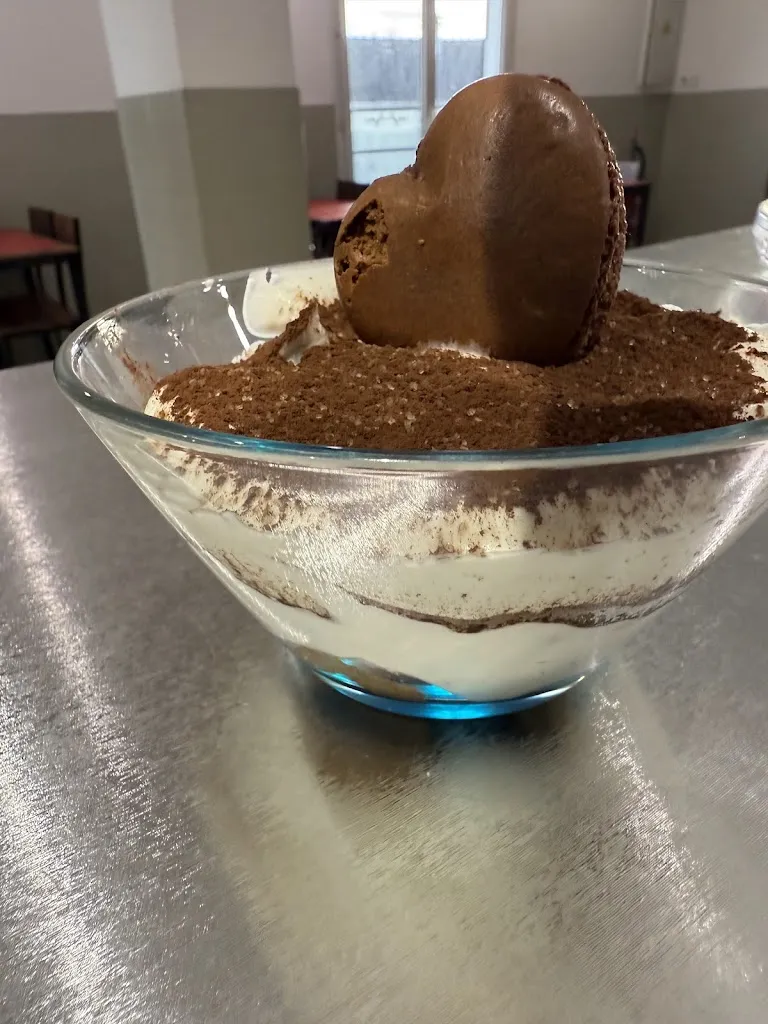 Petisko's_Mitry-Mory_slider_image_3