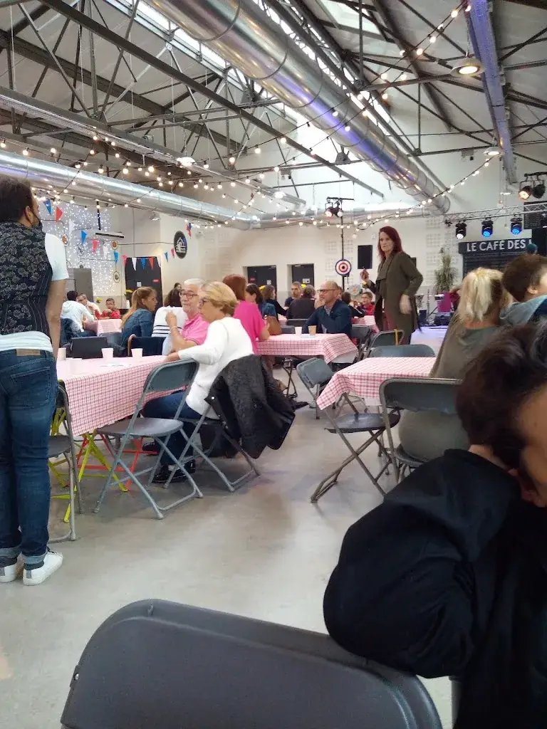 Le Café des Halles Décinoises_Décines-Charpieu_slider_image_2