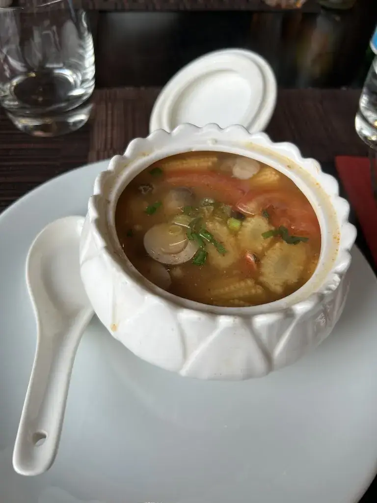 Shenna Rwp_A Pattaya_Savigny-sur-Orge_recensione