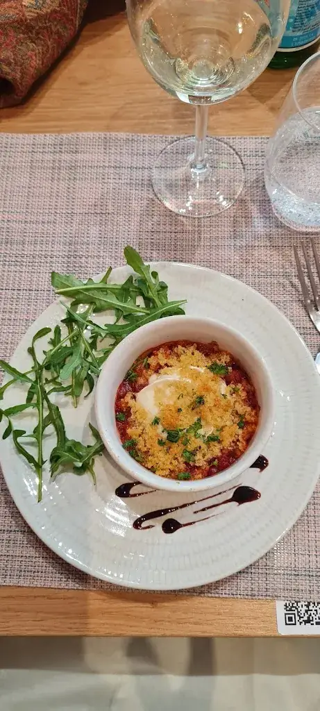 S NiChonaigh_Restaurant SEND_Neuilly-Plaisance_review