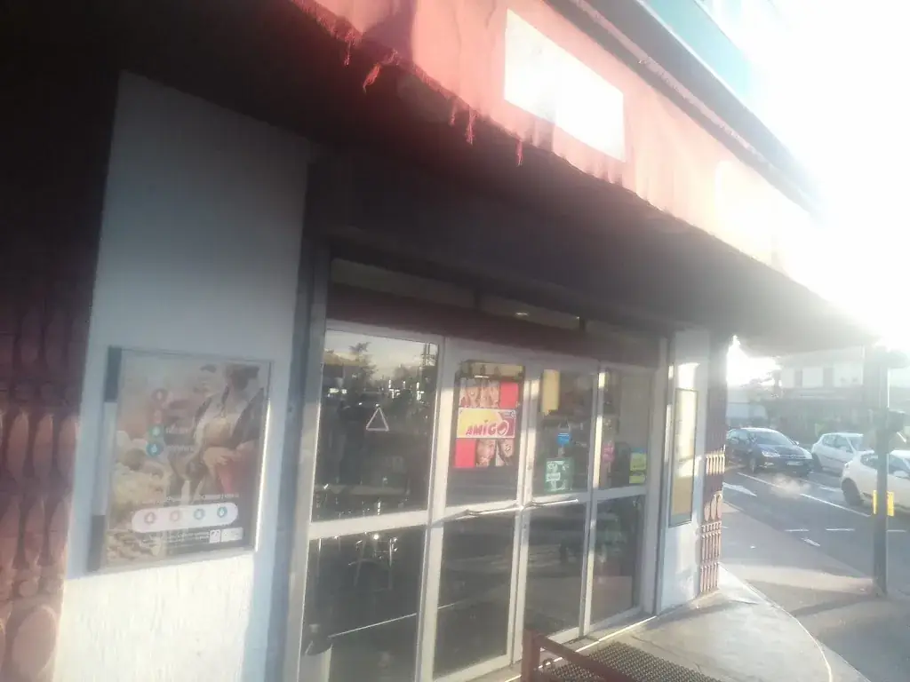 Le Cafe Du Midi_Décines-Charpieu_slider_image_2