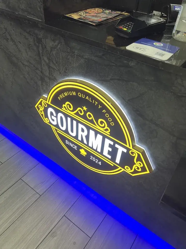 ghebraoui fatima_Neuilly Gourmet_Neuilly-Plaisance_avis