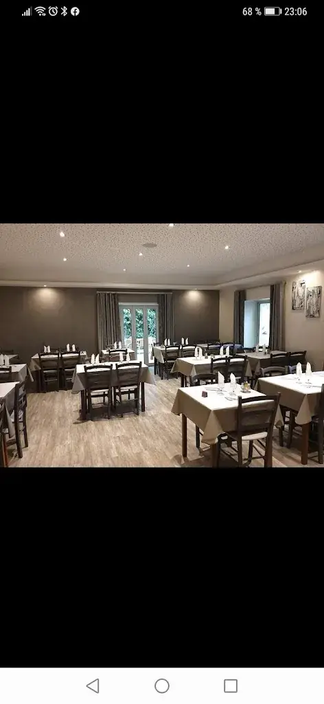 Le Victoria ( Relais de Pacha ) restaurant in Décines-Charpieu