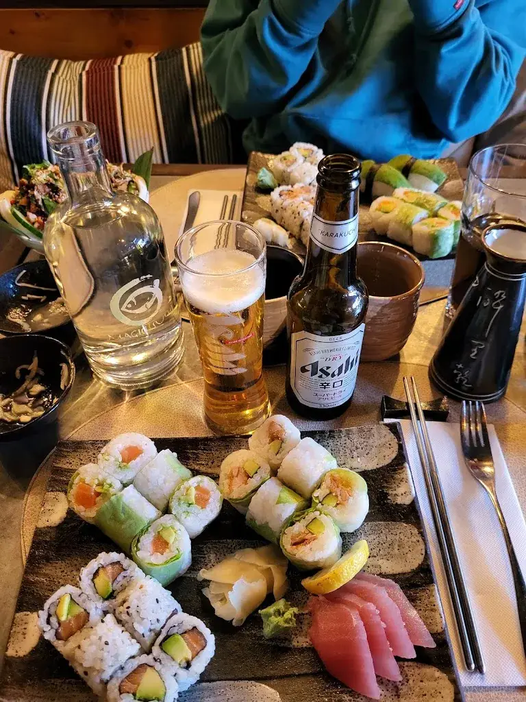 Bolle Maaiveld_MA.SU Nemours_Nemours_review