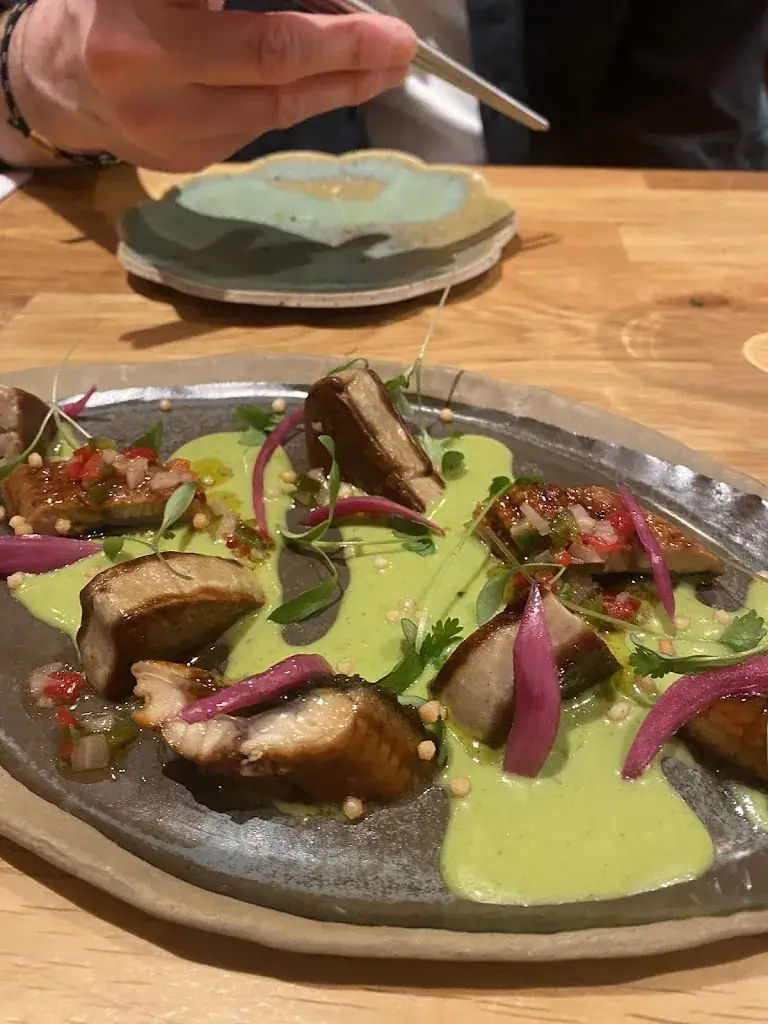 Ljiljana Perovic_La Table de Maïna_Montrouge_review