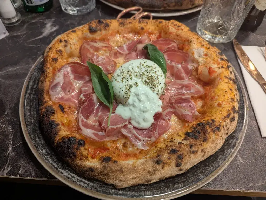 Alfonso Cánovas_Villa Alati_Montrouge_recensione