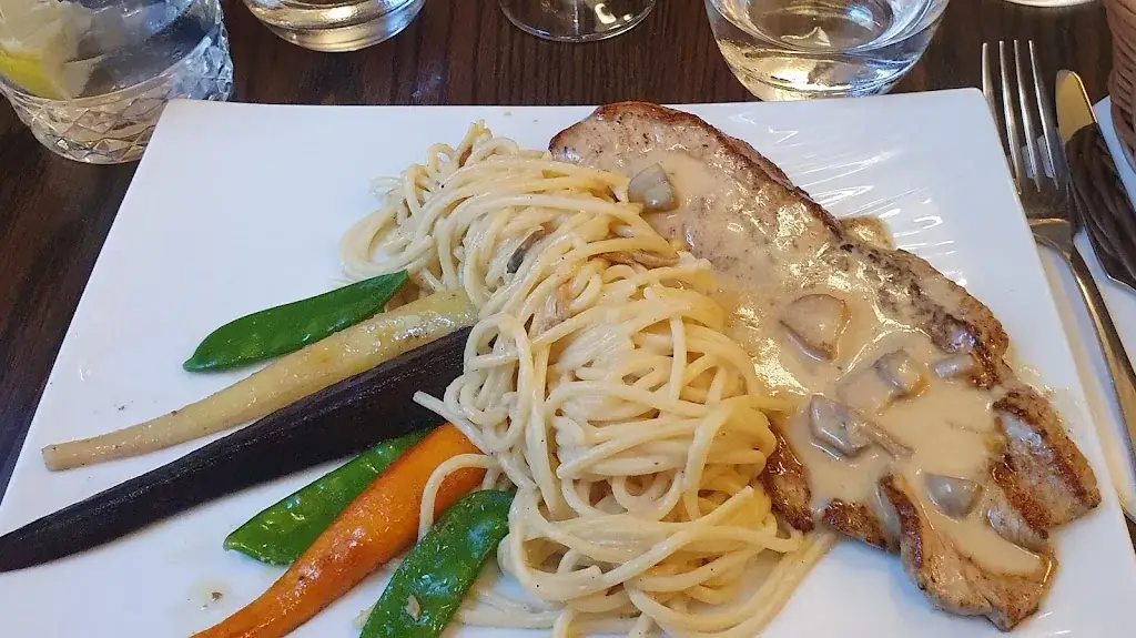 L'hibiscus_Montrouge_slider_image_3