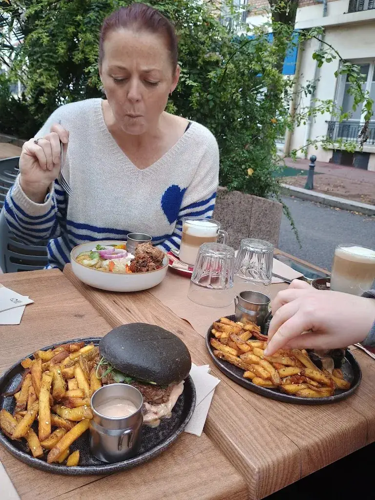 Hayley and Carl Maxwell_Le Chamboule Tout_Nogent-sur-Marne_avis