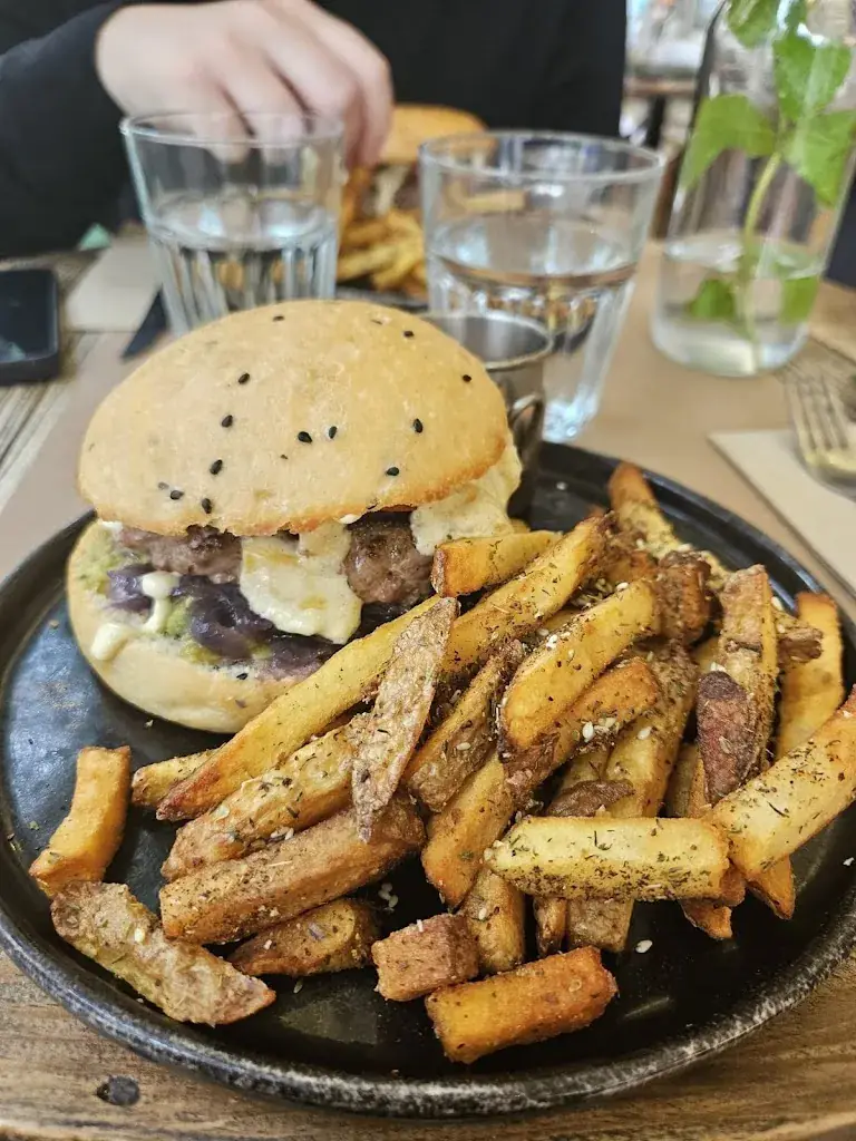 Le Chamboule Tout_Nogent-sur-Marne_slider_image_3