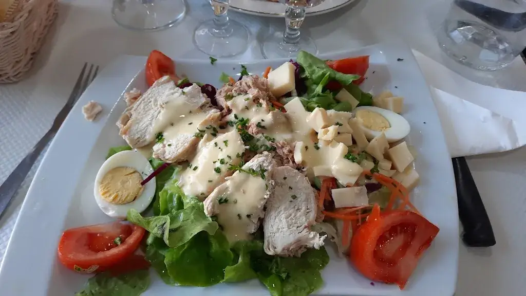 Le Site Du Moulin restaurant in Noisiel