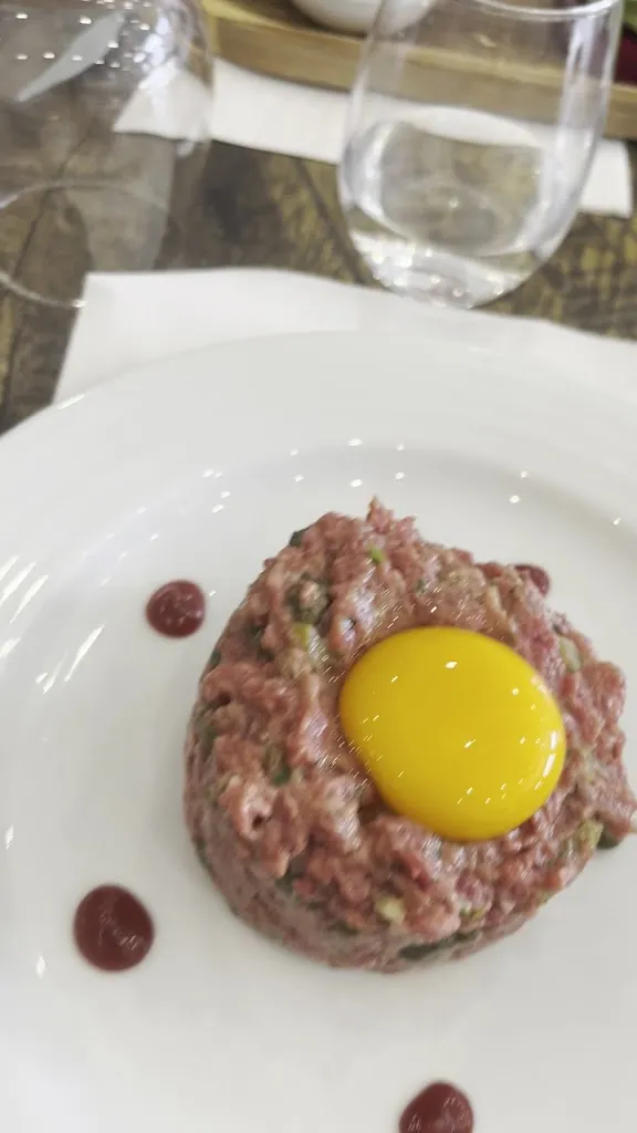 Alyssa Nogues_LE LOUBIN_Ormoy_review