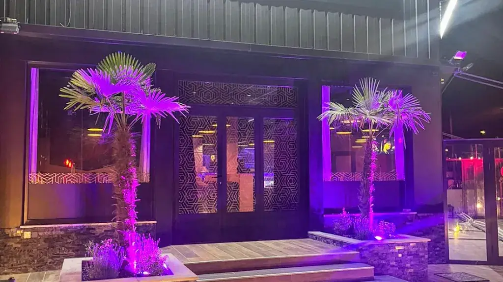 Le Cley Lounge Restaurant_Ormesson-sur-Marne_slider_image_3