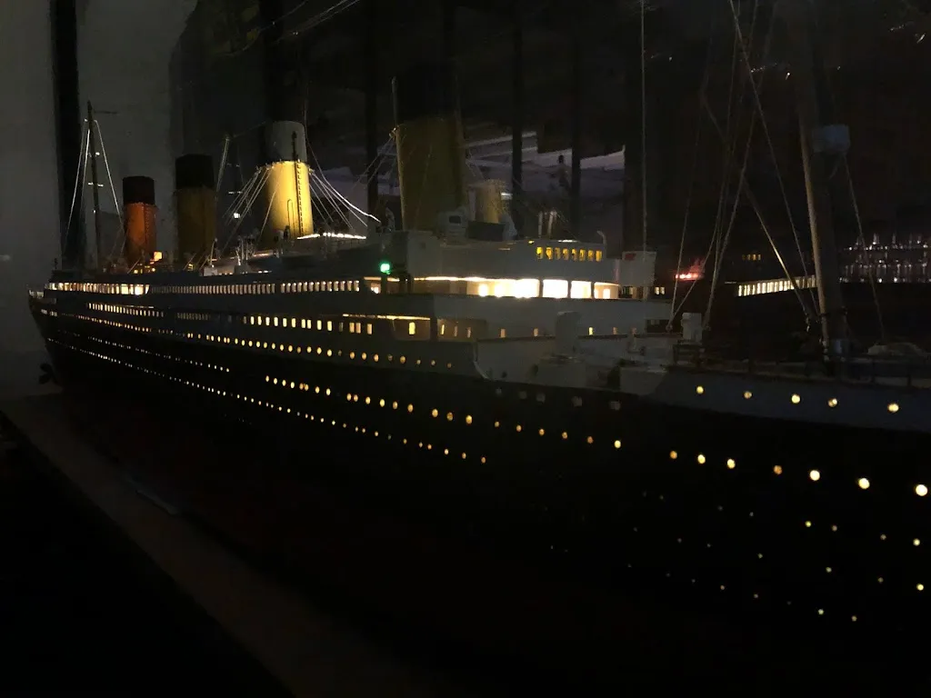 FACTORY_Nozay_slider_image_3