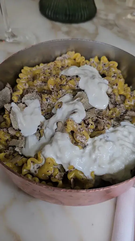 Pink Mamma_Paris_slider_image_2