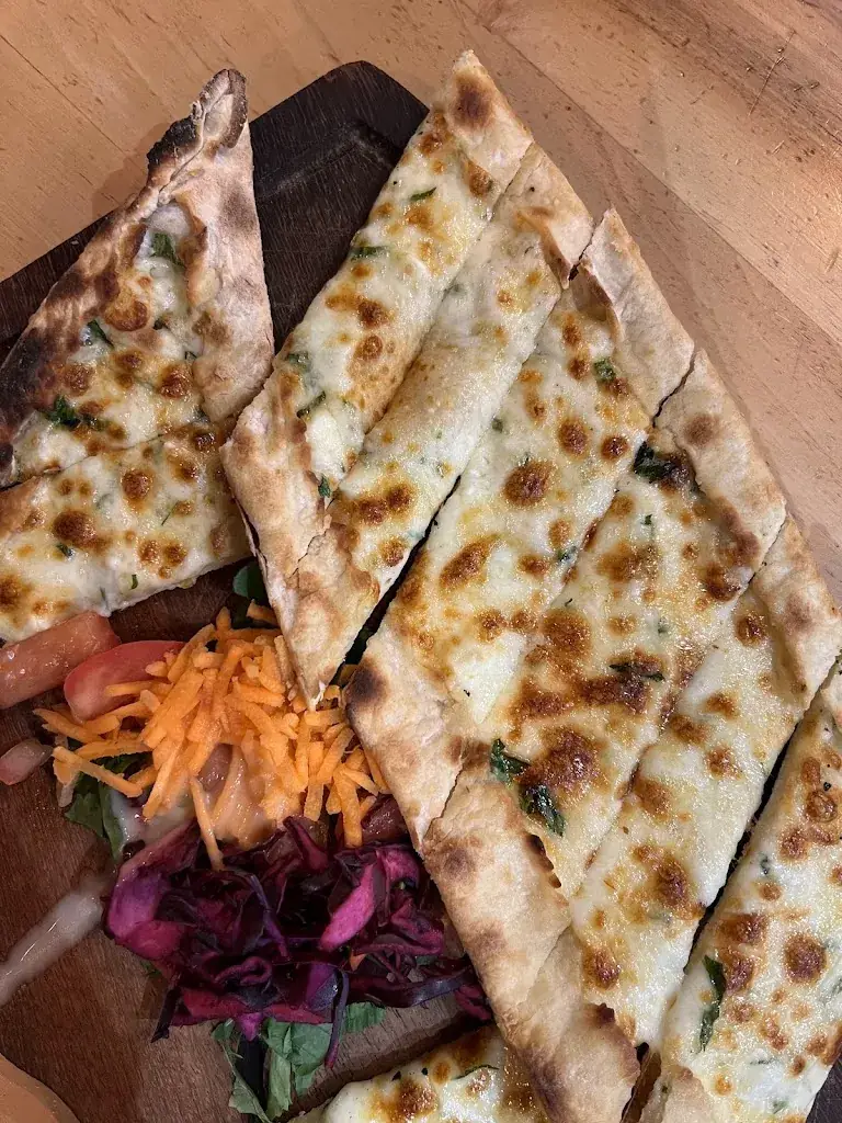 ASMA ghrairi_Le Chalet d'Oz_Osny_review