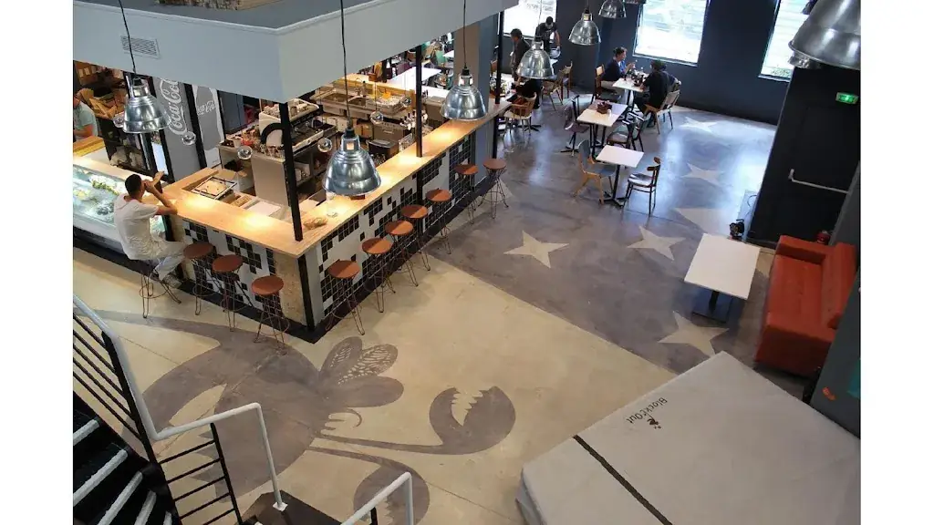 La Maison Mère restaurant in Osny