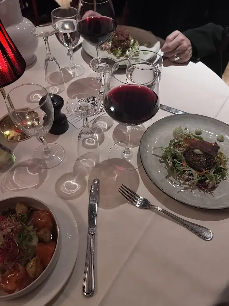 Cassandre Nvll_Bel Canto_Neuilly-sur-Seine_review