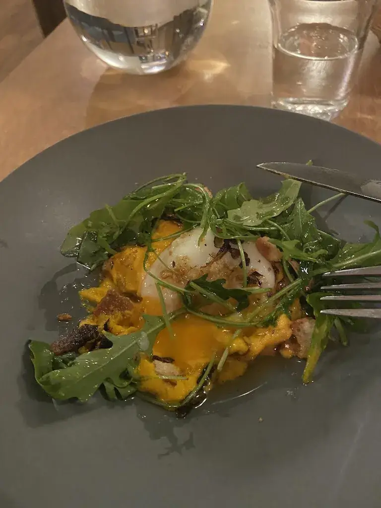 Dorota Ka_Ribote_Neuilly-sur-Seine_review