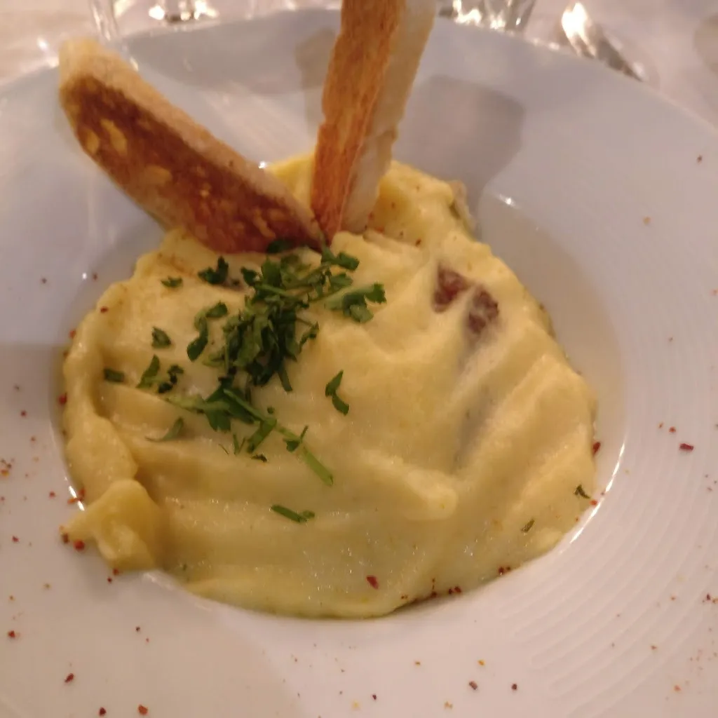 Alb Rem_Le Village à Neuilly_Neuilly-sur-Seine_review