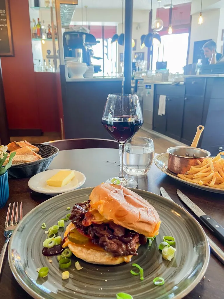 Michael Foust_Le Zinc Zinc_Neuilly-sur-Seine_review