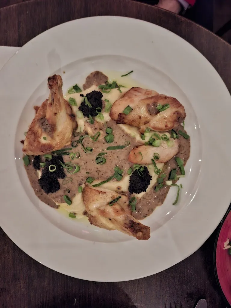 Kornél Dubai_Le Zinc Zinc_Neuilly-sur-Seine_review