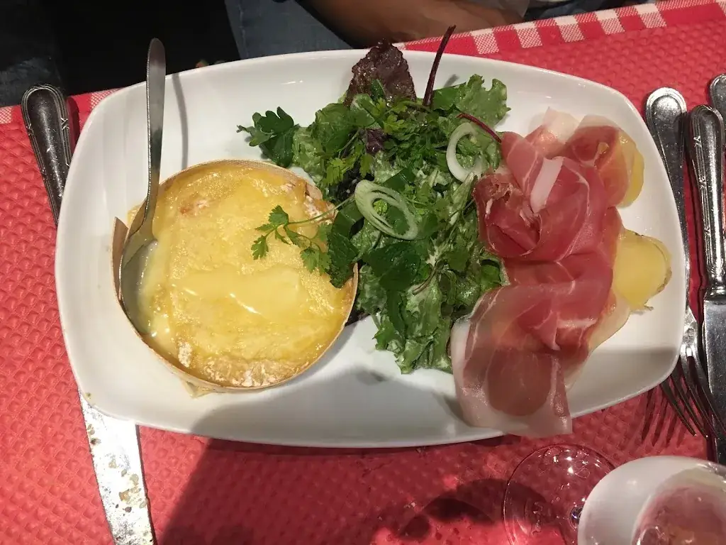 Patrick Rodgers_Chez Papinou_Neuilly-sur-Seine_review