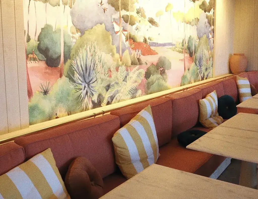 Gigi L'Isle Adam_L'Isle-Adam_slider_image_1