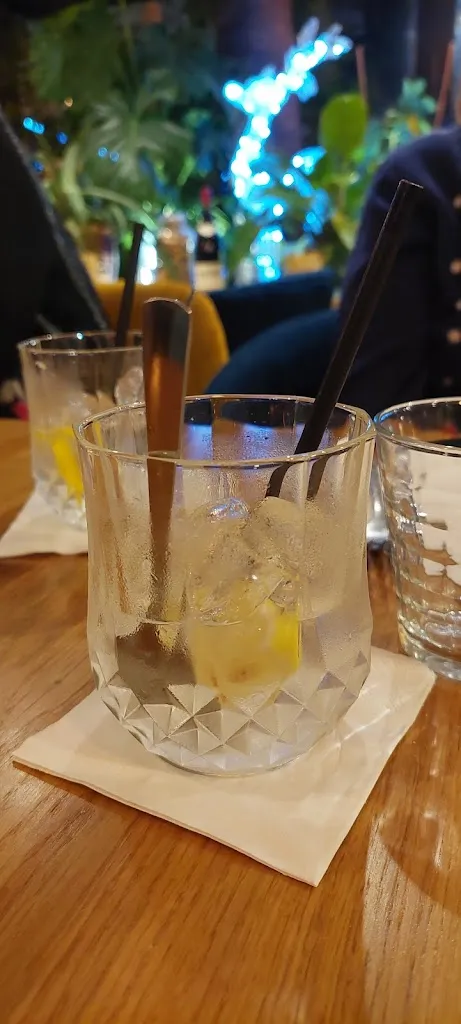 Sandrine M_Le Gamin de Poissy_Poissy_review