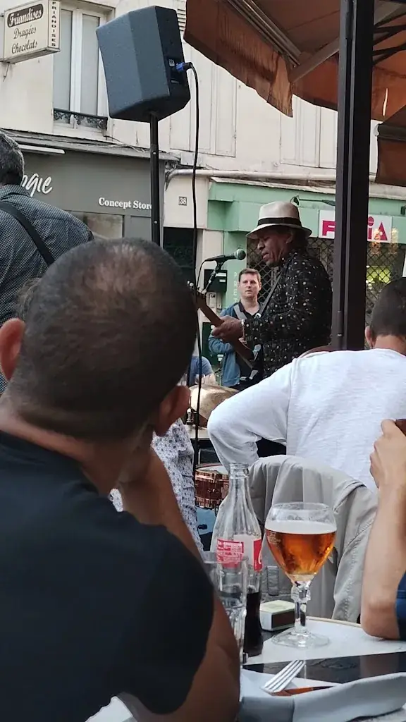 Le Batignolle_Poissy_slider_image_2