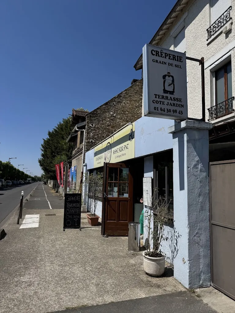 Karolina Palussek_Crêperie Grain De Sel_Pomponne_review