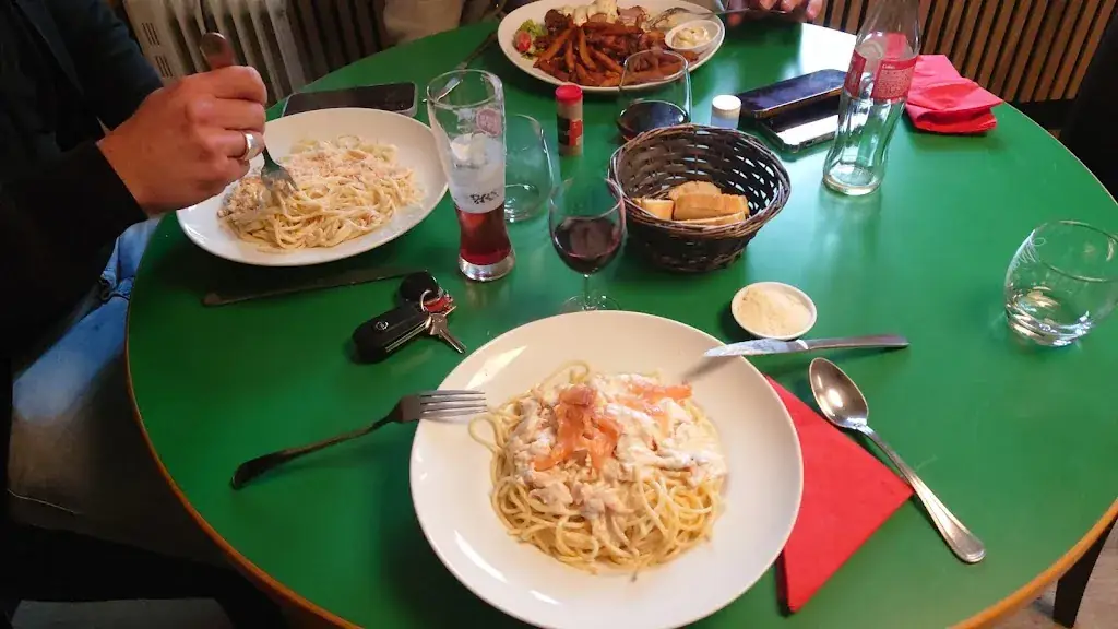 David F._L' B' Café_Pontcarré_recensione