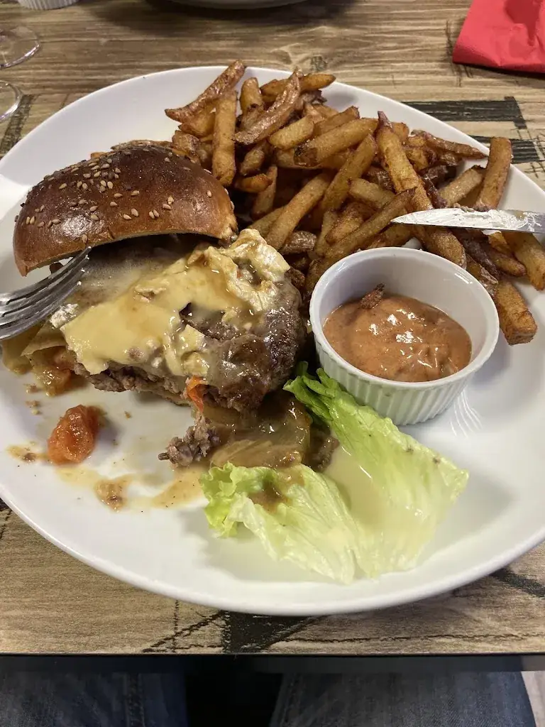 L' B' Café restaurant in Pontcarré