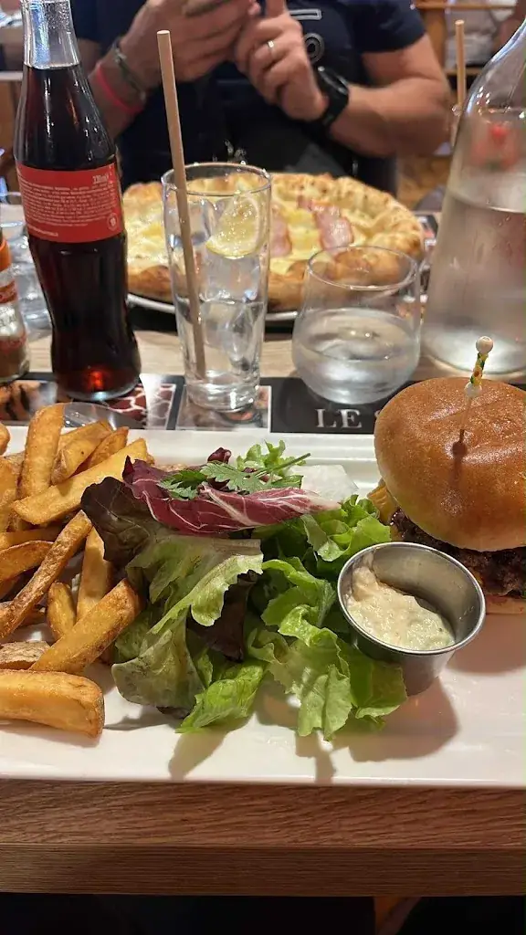 Menu_Le safari_Saint-Fargeau-Ponthierry_immagine_4