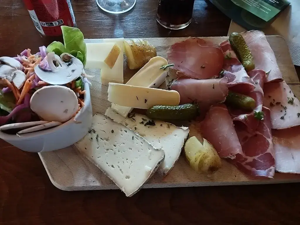 La Remontée Bar-Restaurant_Faverges-Seythenex_slider_image_2