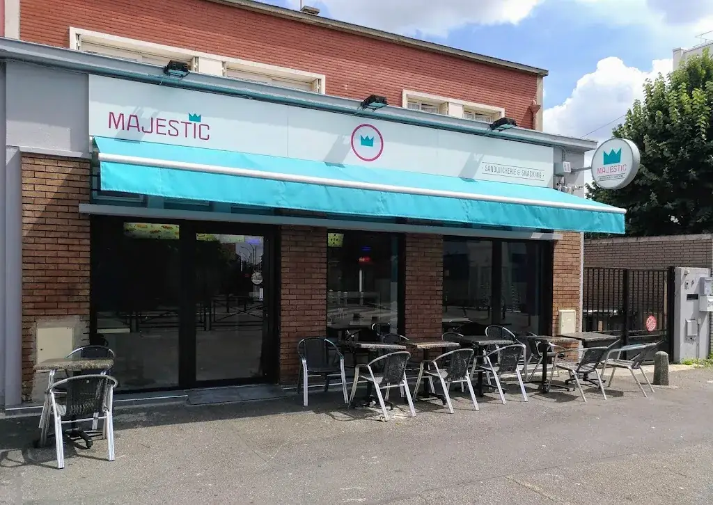 Majestic Orly_Orly_slider_image_1